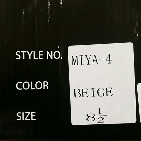 Beige Shimmer pump - Picture 7 of 7